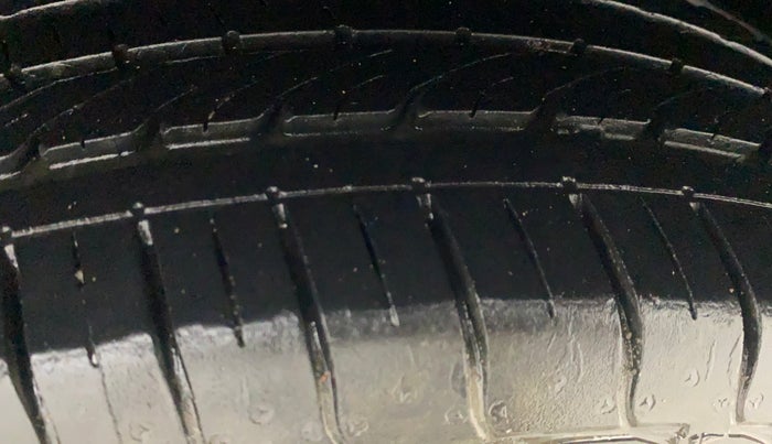2018 Tata NEXON XM PETROL, Petrol, Manual, 72,439 km, Left Rear Tyre Tread