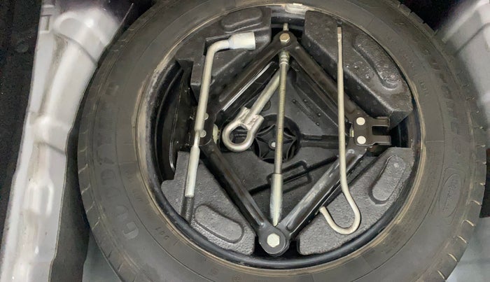 2018 Tata NEXON XM PETROL, Petrol, Manual, 72,439 km, Spare Tyre