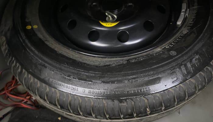 2022 Maruti Dzire ZXI CNG, CNG, Manual, 60,608 km, Spare Tyre