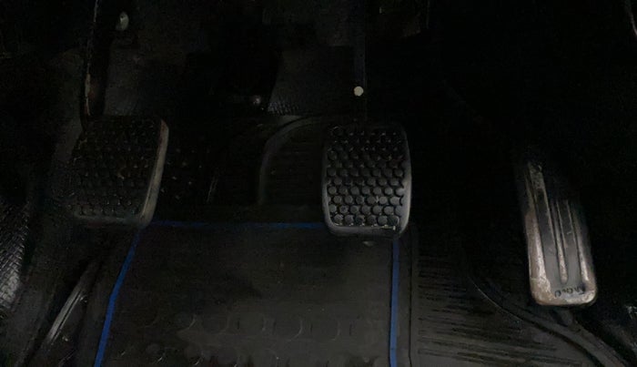 2012 Maruti Alto 800 LXI, Petrol, Manual, 83,443 km, Pedals