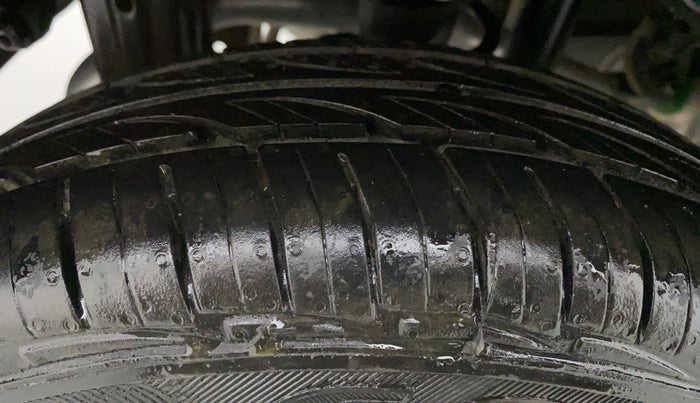 2012 Maruti Alto 800 LXI, Petrol, Manual, 83,443 km, Right Rear Tyre Tread