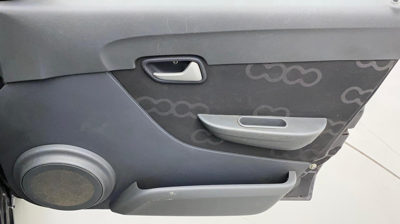 2012 Maruti Alto 800 LXI, Petrol, Manual, 83,443 km, Driver Side Door Panels Control