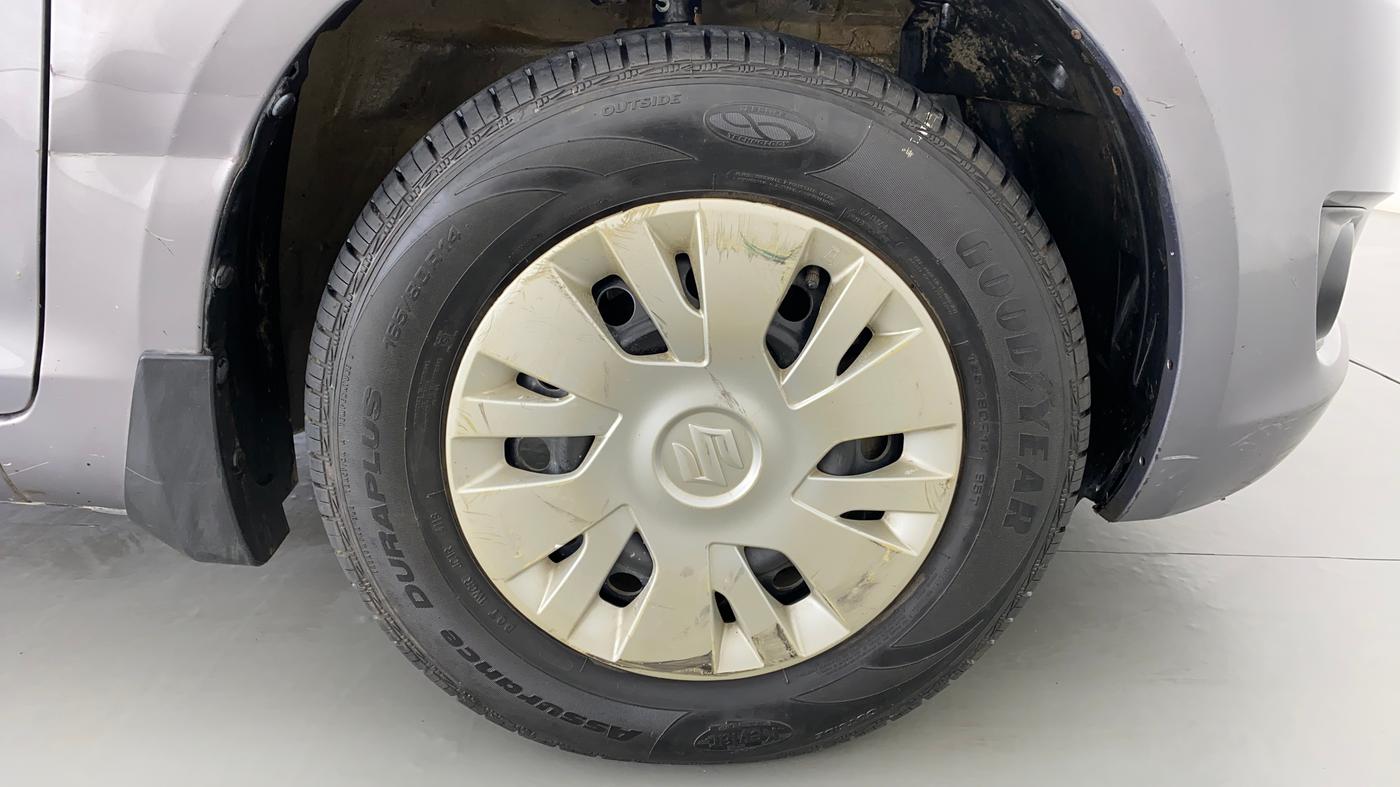 2013 Maruti Swift VXI D, Petrol, Manual, 56,705 km, Right Front Wheel
