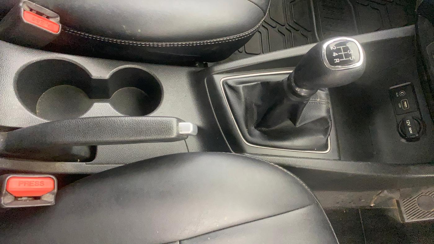 2014 Hyundai Elite i20 SPORTZ 1.2, Petrol, Manual, 43,318 km, Gear Lever