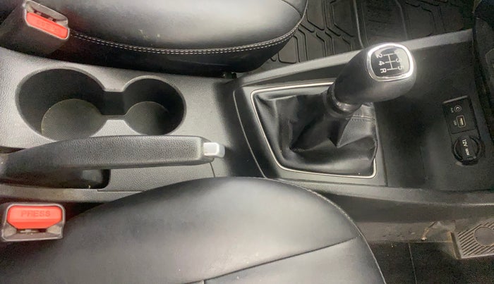 2014 Hyundai Elite i20 SPORTZ 1.2, Petrol, Manual, 43,318 km, Gear Lever