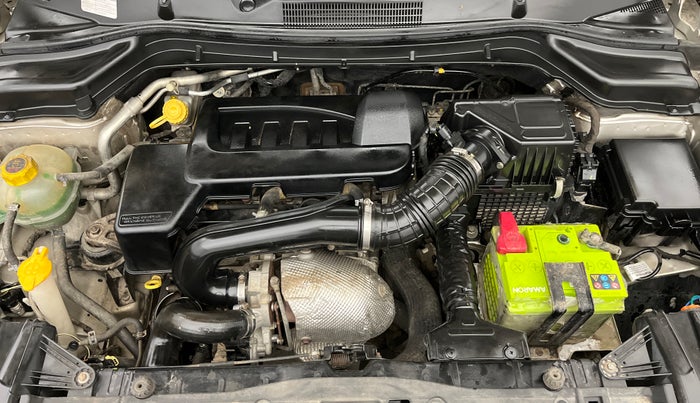 2020 Mahindra XUV300 W6 1.5 DIESEL, Diesel, Manual, 50,032 km, Engine View