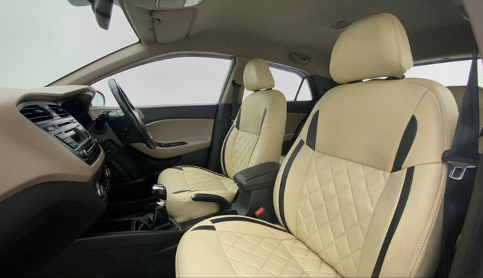 2015 Hyundai Elite i20 SPORTZ 1.2, Petrol, Manual, 62,102 km, Right Side Front Door Cabin