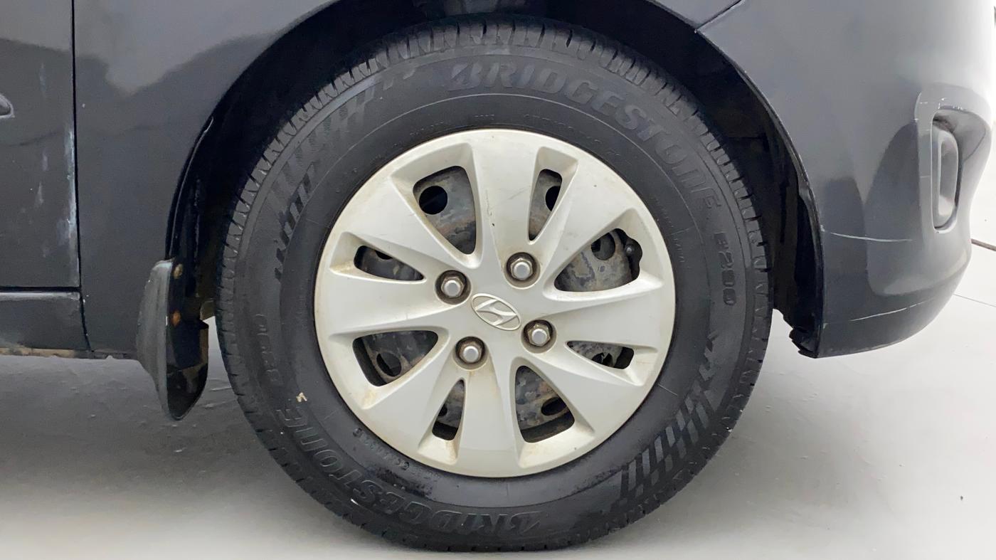 2011 Hyundai i10 SPORTZ 1.2, Petrol, Manual, 41,190 km, Right Front Wheel