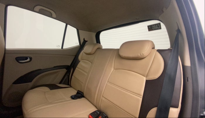 2011 Hyundai i10 SPORTZ 1.2, Petrol, Manual, 41,190 km, Right Side Rear Door Cabin