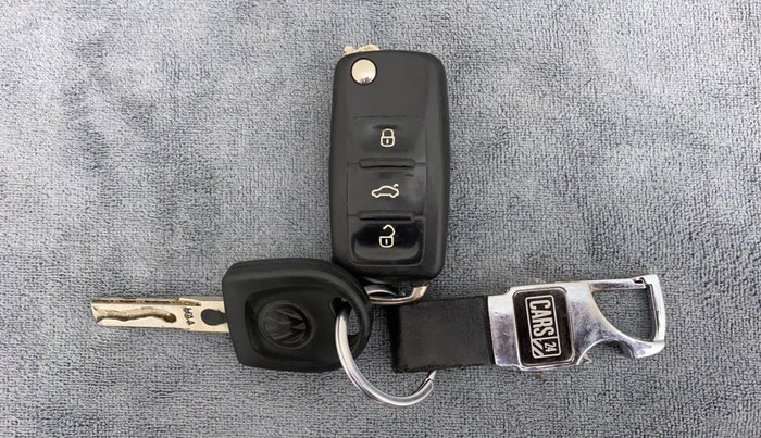 2013 Volkswagen Polo COMFORTLINE 1.2L PETROL, Petrol, Manual, 51,208 km, Key Close Up