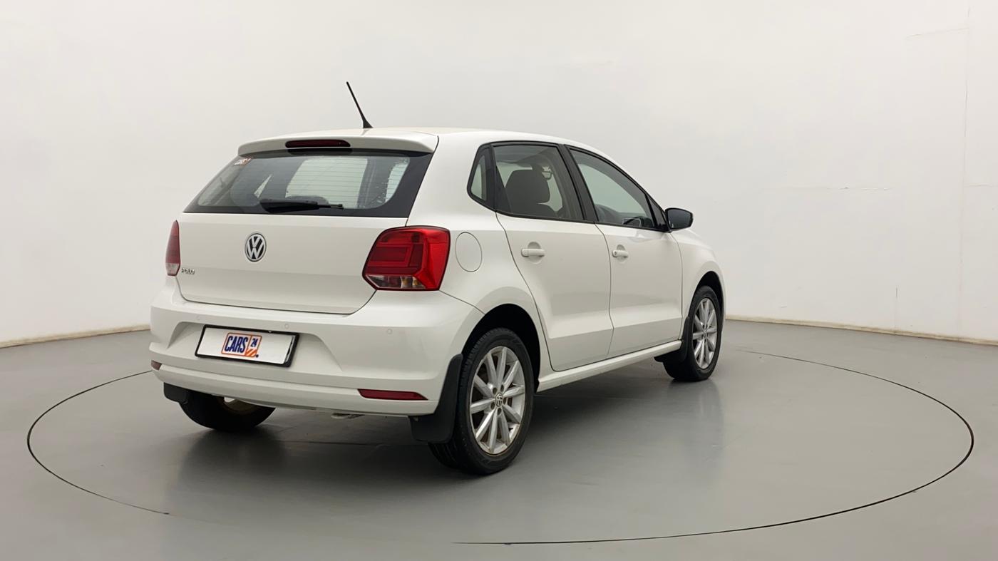 2018 Volkswagen Polo HIGHLINE PLUS 1.0 16 ALLOY, Petrol, Manual, 1,11,151 km, Right Back Diagonal