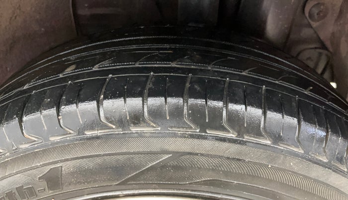 2016 Hyundai Elite i20 SPORTZ 1.2, Petrol, Manual, 90,960 km, Left Rear Tyre Tread