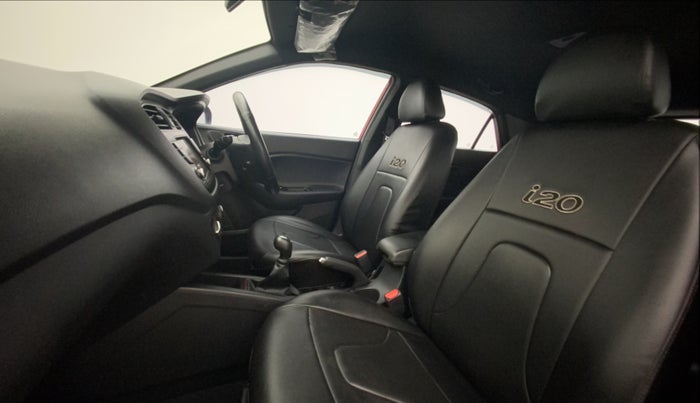 2019 Hyundai Elite i20 SPORTZ PLUS 1.2 DUAL TONE, Petrol, Manual, 24,397 km, Right Side Front Door Cabin