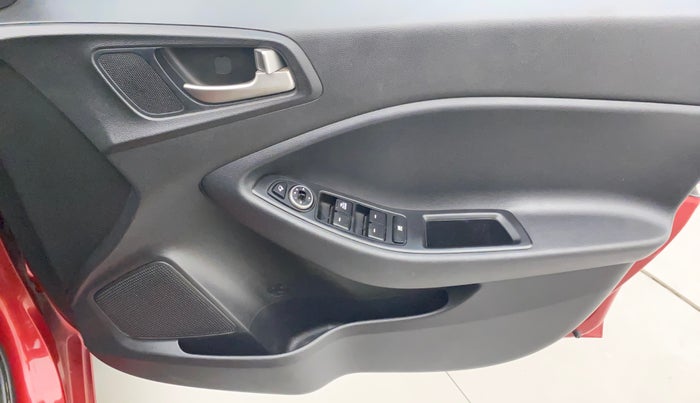2019 Hyundai Elite i20 SPORTZ PLUS 1.2 DUAL TONE, Petrol, Manual, 24,397 km, Driver Side Door Panels Control