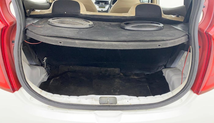 2018 Hyundai Eon MAGNA +, Petrol, Manual, 80,744 km, Boot Inside