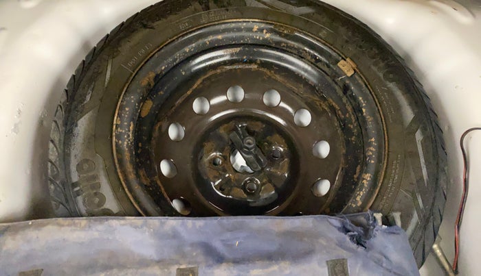 2018 Hyundai Eon MAGNA +, Petrol, Manual, 80,744 km, Spare Tyre