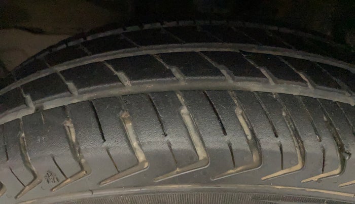 2023 Maruti Alto K10 VXI, Petrol, Manual, 14,063 km, Left Front Tyre Tread