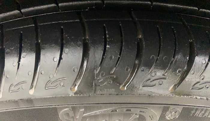 2020 Hyundai VENUE SX 1.0 TURBO IMT, Petrol, Manual, 76,952 km, Right Front Tyre Tread