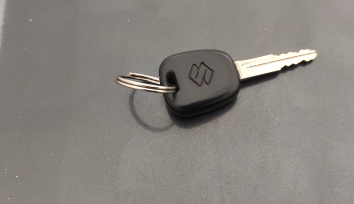 2017 Maruti Alto 800 VXI, Petrol, Manual, 31,273 km, Key Close Up