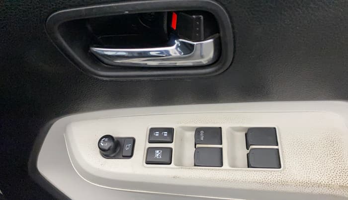 2021 Maruti IGNIS ZETA 1.2 AMT, Petrol, Automatic, 53,314 km, Driver Side Door Panels Control