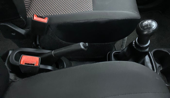 2019 Maruti S PRESSO LXI, Petrol, Manual, 49,342 km, Gear Lever