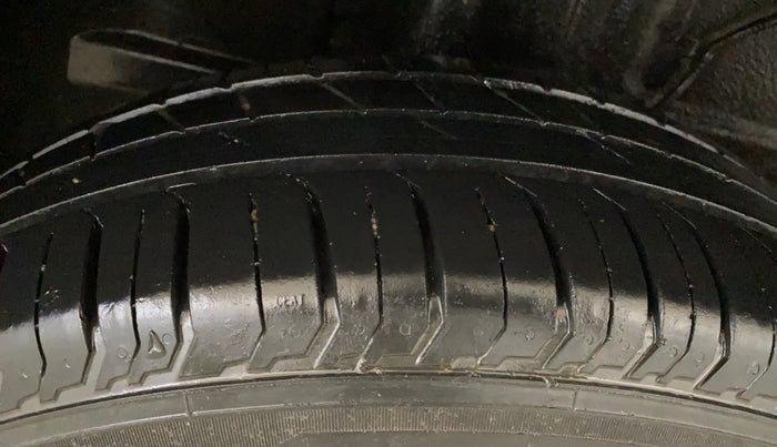 2021 Tata PUNCH ADVENTURE MT, Petrol, Manual, 38,854 km, Right Rear Tyre Tread