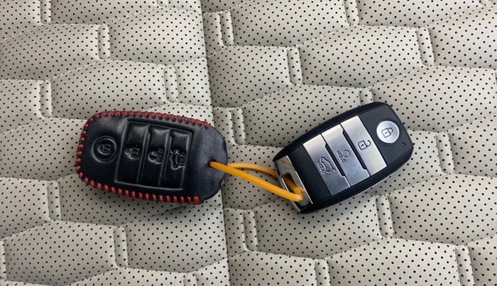 2023 KIA SELTOS HTX 1.5 DIESEL AT, Diesel, Automatic, 31,918 km, Key Close Up