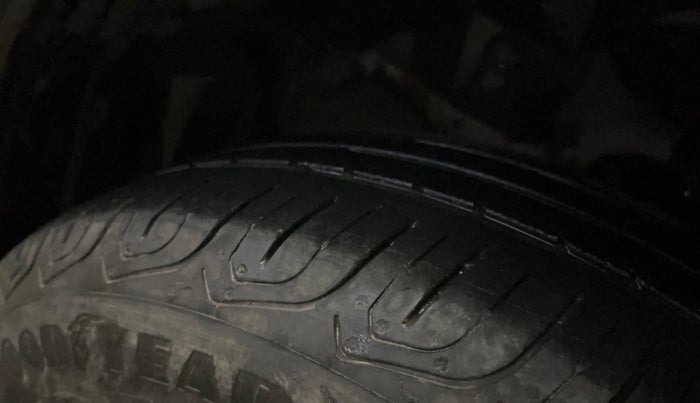 2014 Honda City 1.5L I-VTEC V MT, Petrol, Manual, 66,211 km, Left Front Tyre Tread