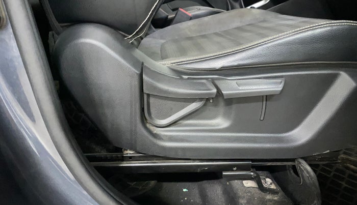 2022 KIA SONET HTK PLUS 1.2, Petrol, Manual, 91,778 km, Driver Side Adjustment Panel