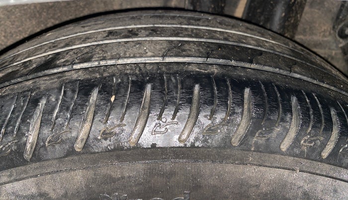 2022 KIA SONET HTK PLUS 1.2, Petrol, Manual, 91,778 km, Left Rear Tyre Tread