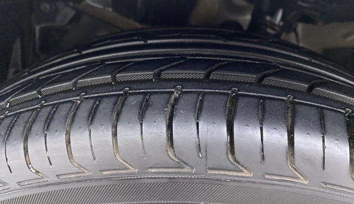 2014 Honda City SV CVT PETROL, Petrol, Automatic, 32,125 km, Left Front Tyre Tread