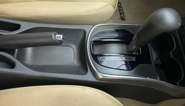 2014 Honda City SV CVT PETROL, Petrol, Automatic, 32,125 km, Gear Lever