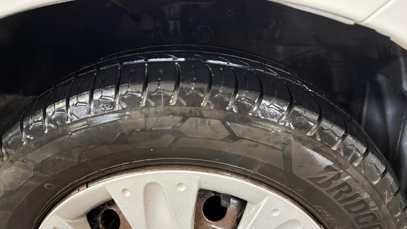 2016 Honda Amaze 1.2L I-VTEC S, Petrol, Manual, 78,430 km, Right Front Tyre Tread