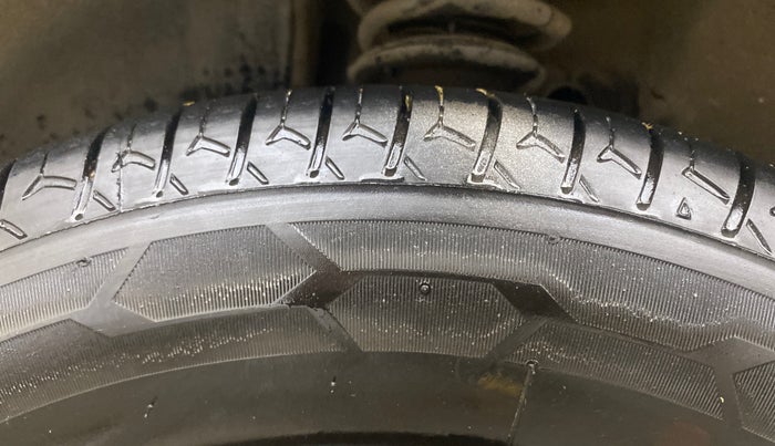 2020 Maruti New Wagon-R ZXI 1.2, Petrol, Manual, 67,694 km, Left Front Tyre Tread