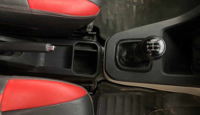 2020 Maruti New Wagon-R ZXI 1.2, Petrol, Manual, 67,694 km, Gear Lever