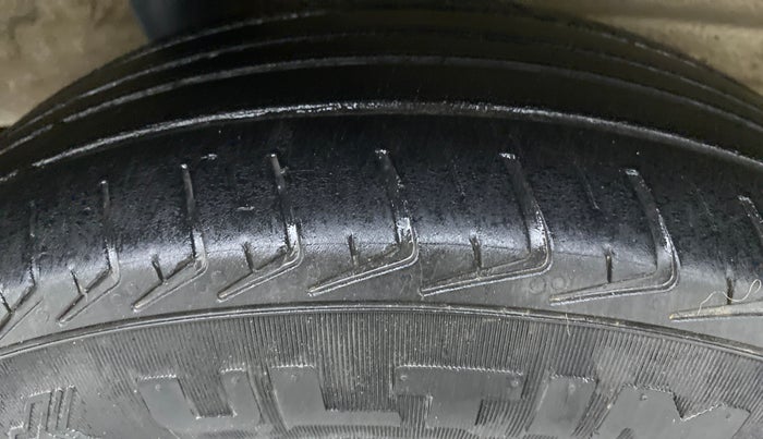 2021 Maruti New Wagon-R LXI CNG 1.0 L, CNG, Manual, 48,315 km, Right Rear Tyre Tread