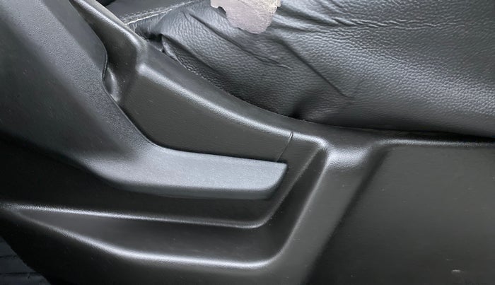 2021 Maruti New Wagon-R LXI CNG 1.0 L, CNG, Manual, 48,315 km, Driver Side Adjustment Panel