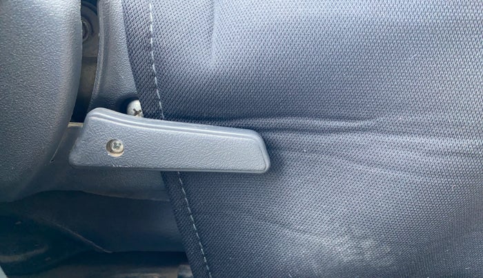 2018 Maruti Alto 800 LXI, Petrol, Manual, 31,194 km, Driver Side Adjustment Panel