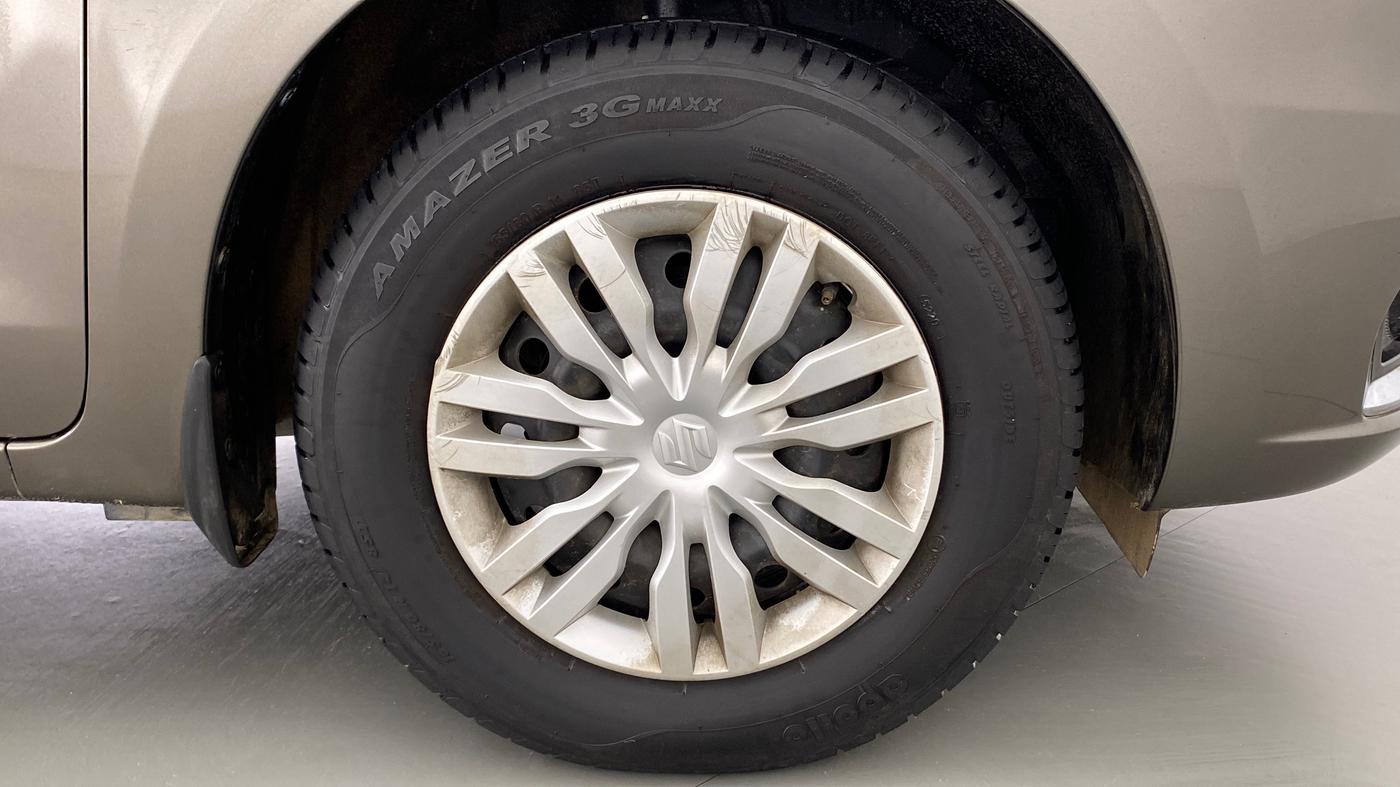 2021 Maruti Dzire VXI, Petrol, Manual, 5,432 km, Right Front Wheel