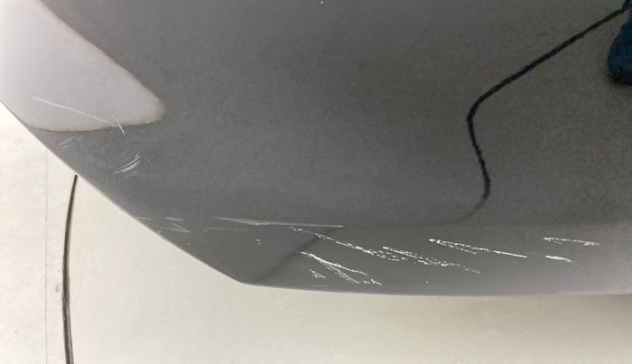 2017 Hyundai New Elantra 2.0 SX(O) AT PETROL, Petrol, Automatic, 61,739 km, Rear bumper - Minor scratches