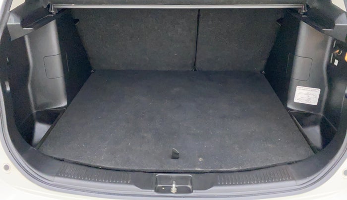 2021 Maruti S Cross ZETA SHVS PETROL, Petrol, Manual, 10,241 km, Boot Inside