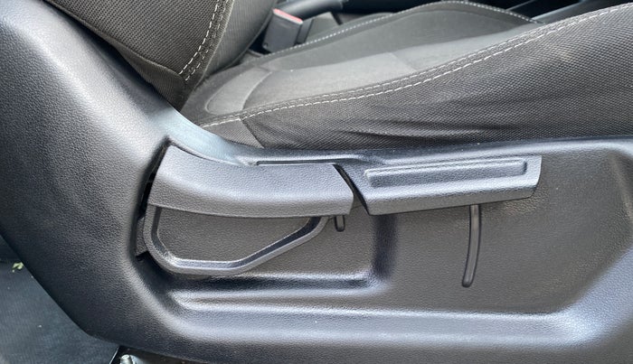 2022 Hyundai VENUE SX 1.0 TURBO IMT, Petrol, Manual, 24,097 km, Driver Side Adjustment Panel