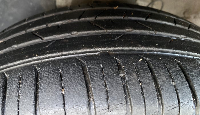 2022 Hyundai VENUE SX 1.0 TURBO IMT, Petrol, Manual, 24,097 km, Left Front Tyre Tread