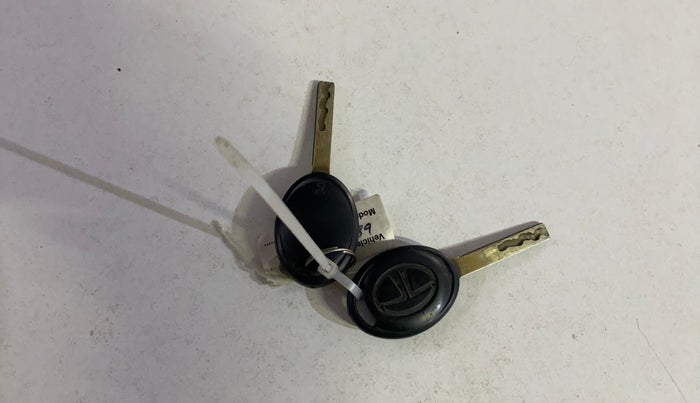 2023 Tata Tiago XM CNG, CNG, Manual, 62,792 km, Key Close Up