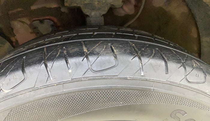 2017 Hyundai Creta SX PLUS 1.6 PETROL, Petrol, Manual, 71,242 km, Left Front Tyre Tread