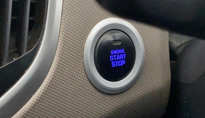 2017 Hyundai Creta SX PLUS 1.6 PETROL, Petrol, Manual, 71,242 km, Keyless Start/ Stop Button