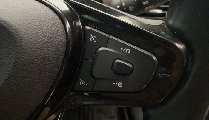 2022 Tata NEXON XZ PLUS (PREMIUM) KAZIRANGA PETROL, Petrol, Manual, 43,128 km, Adaptive Cruise Control