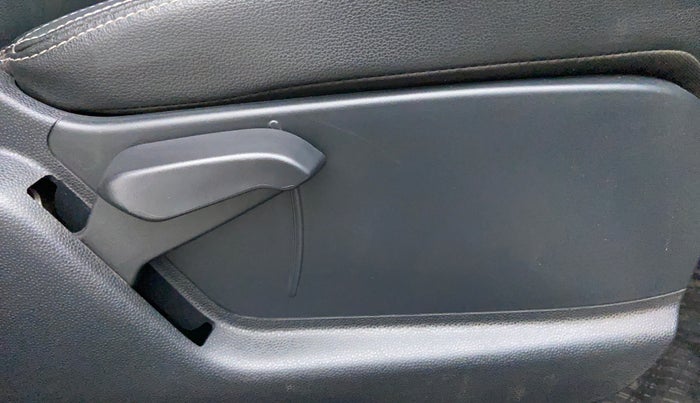 2018 Ford Ecosport 1.5 TITANIUM PLUS TI VCT AT, Petrol, Automatic, 20,741 km, Driver Side Adjustment Panel