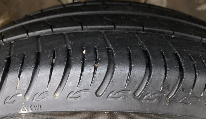 2021 Maruti S PRESSO VXI CNG, CNG, Manual, 50,404 km, Right Front Tyre Tread