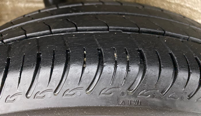 2021 Maruti S PRESSO VXI CNG, CNG, Manual, 50,404 km, Right Rear Tyre Tread